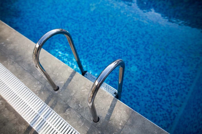 pool.jpg